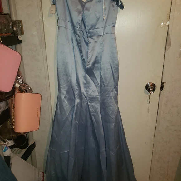 B. Smart Blue Periwinkle Satin Fit & Flare Formal Dress 15 Cinderella - Picture 7 of 13